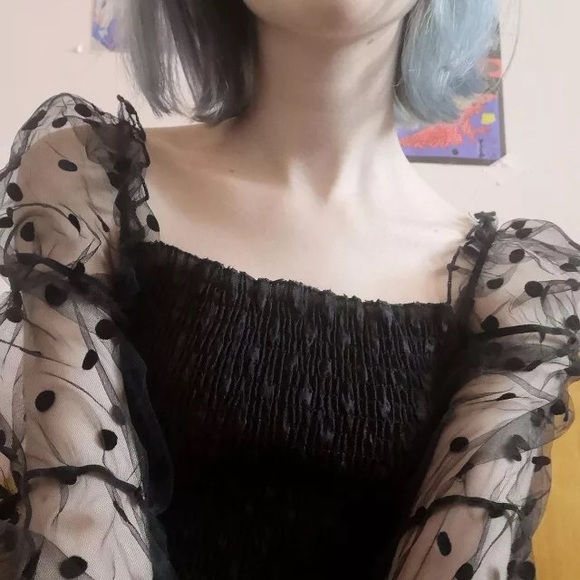 Polka Dot Balloon Sleeve Blouse - Picture 8 of 12